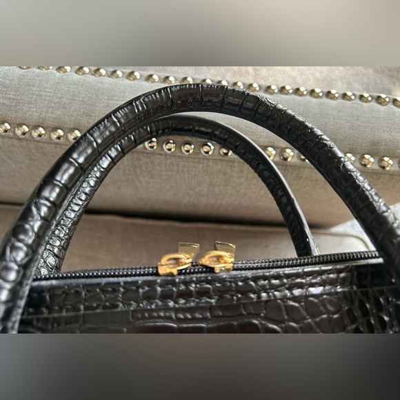 Giani Bernini Croc Embossed Faux Leather Saffiano Dome Satchel Purse - Picture 9 of 14